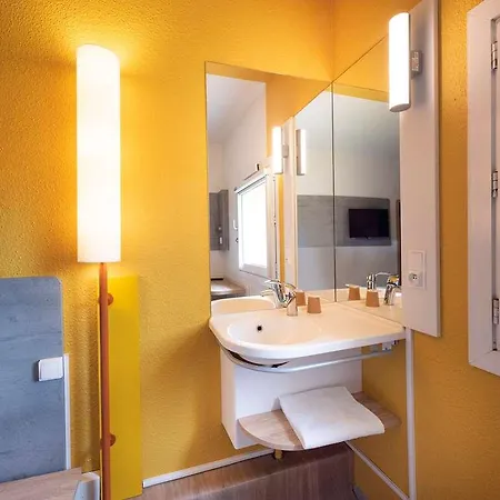 Ibis Budget Nimes Hotel